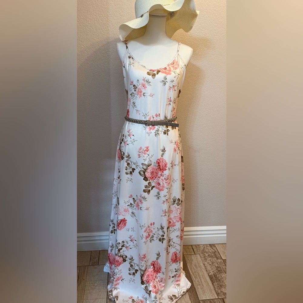 Floral Sleeveless Maxi Sundress